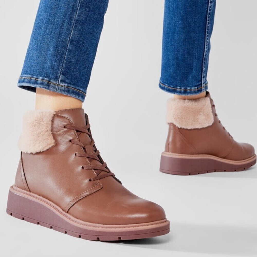 NWT Clarks Womens Leighly Lace‎ Brown Ankle Boots Size 9.5 Medium Brown Fall